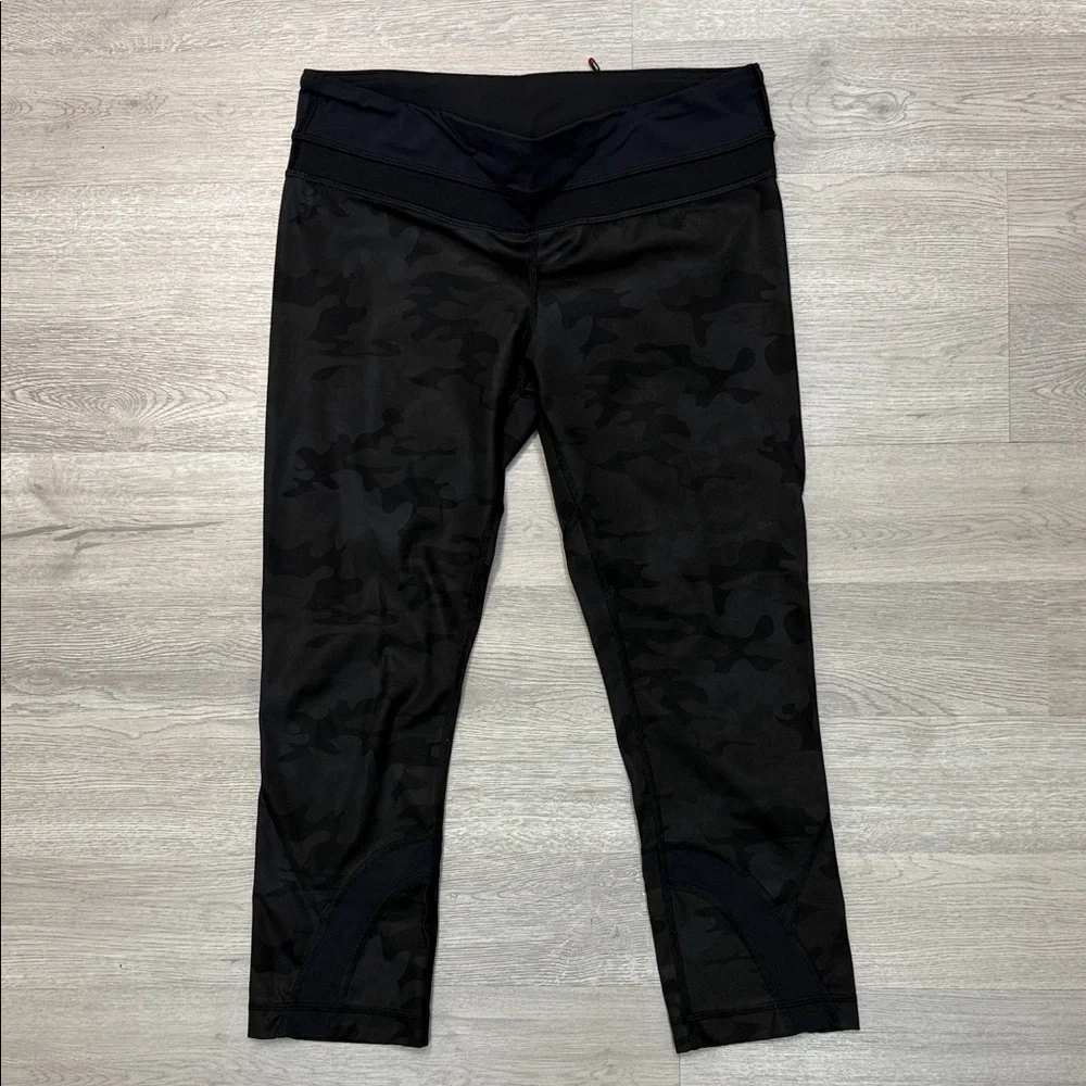 Lululemon Run: Inspire Crop II *All Luxtreme Savasana Camo 20cm Black Sz 6! - Picture 4 of 11